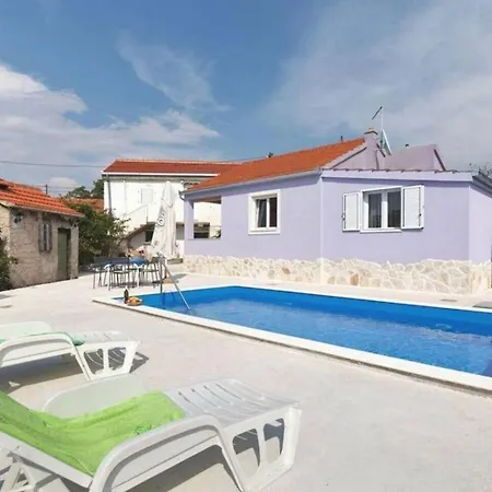 Σπίτι διακοπών House Nanci